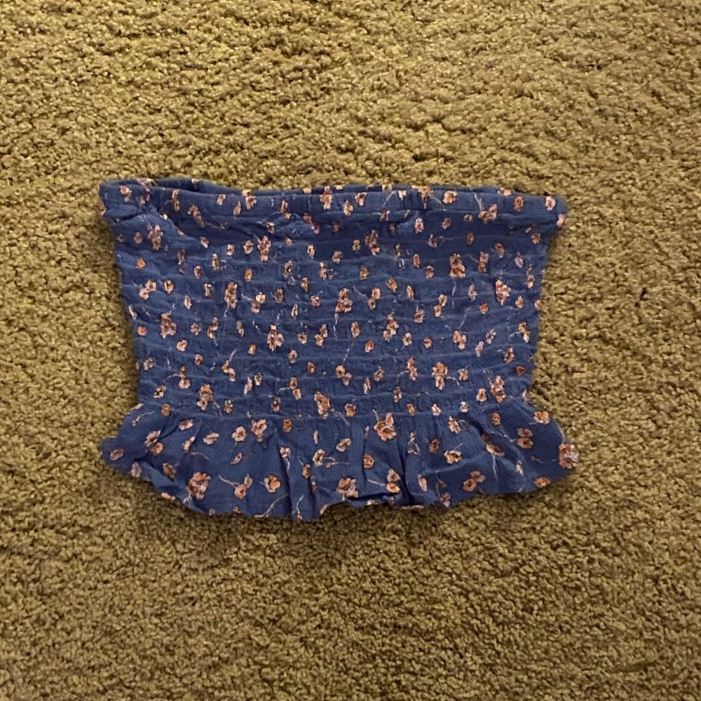 American Eagle blue strapless crop top